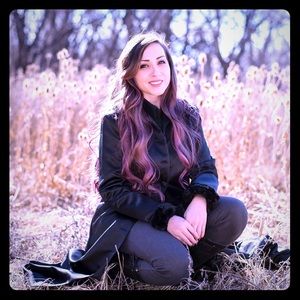 Meet your Posher, Sharon